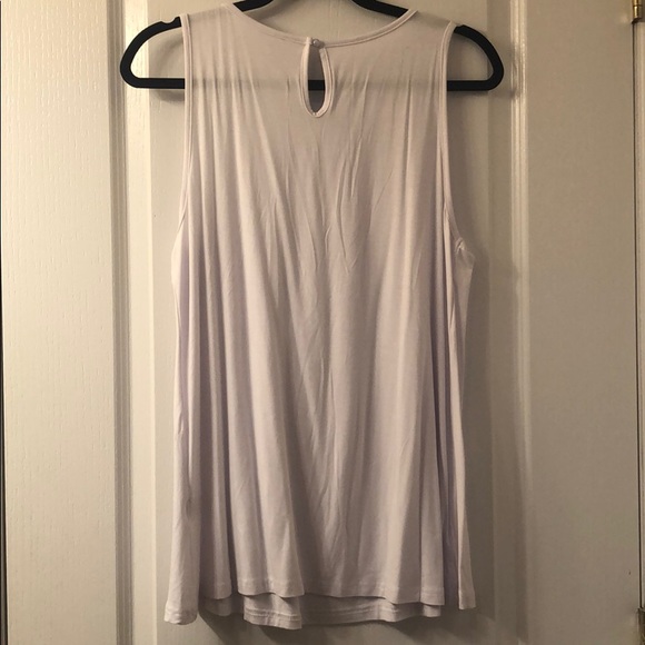 White flowy tank - Picture 3 of 6